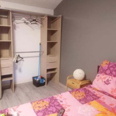 Chambres Dans Maison Familiale Сен-Жирон Екстериор снимка